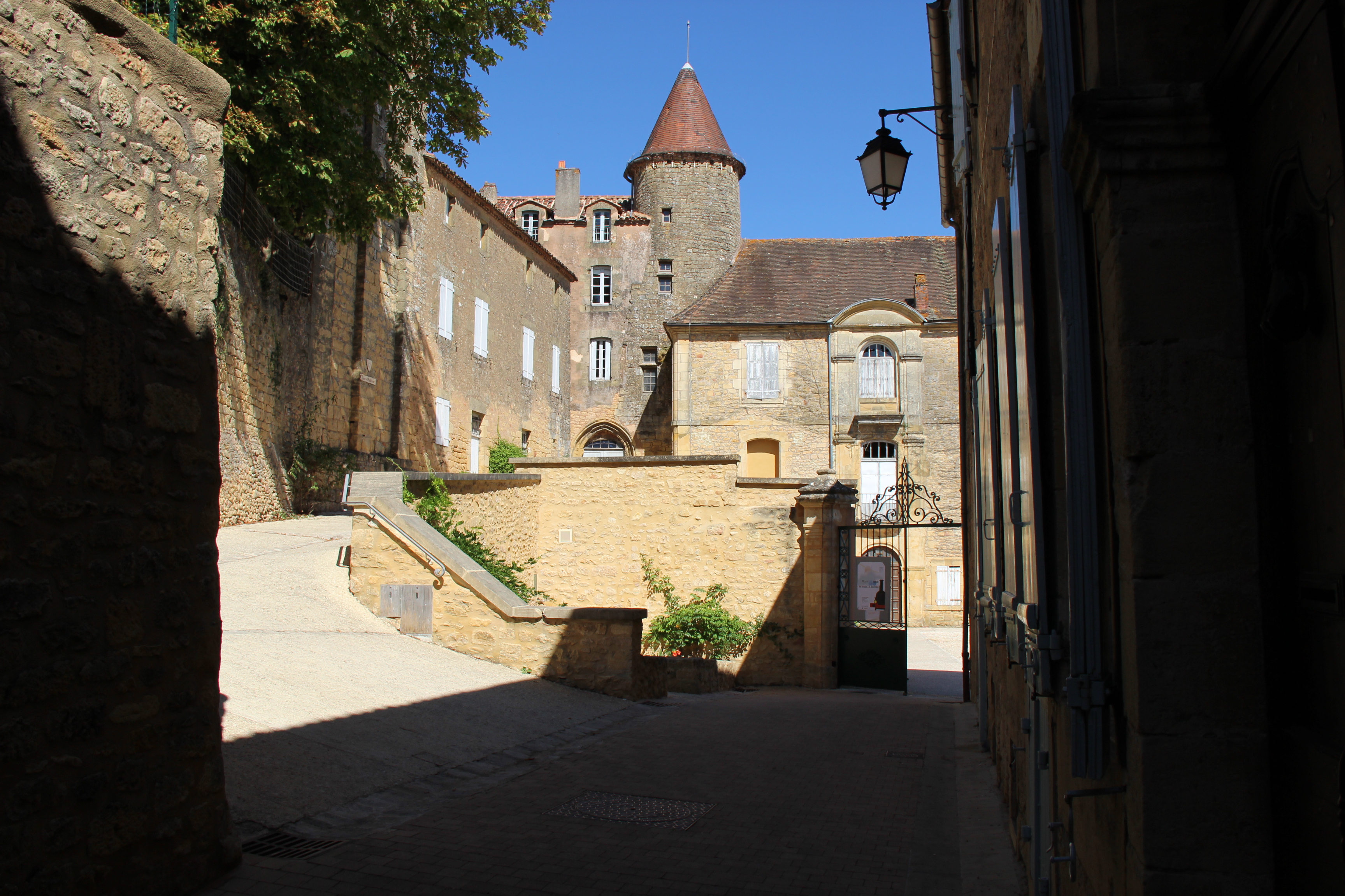Belvès
