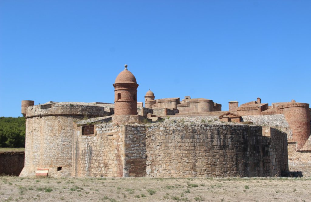 Salses le château